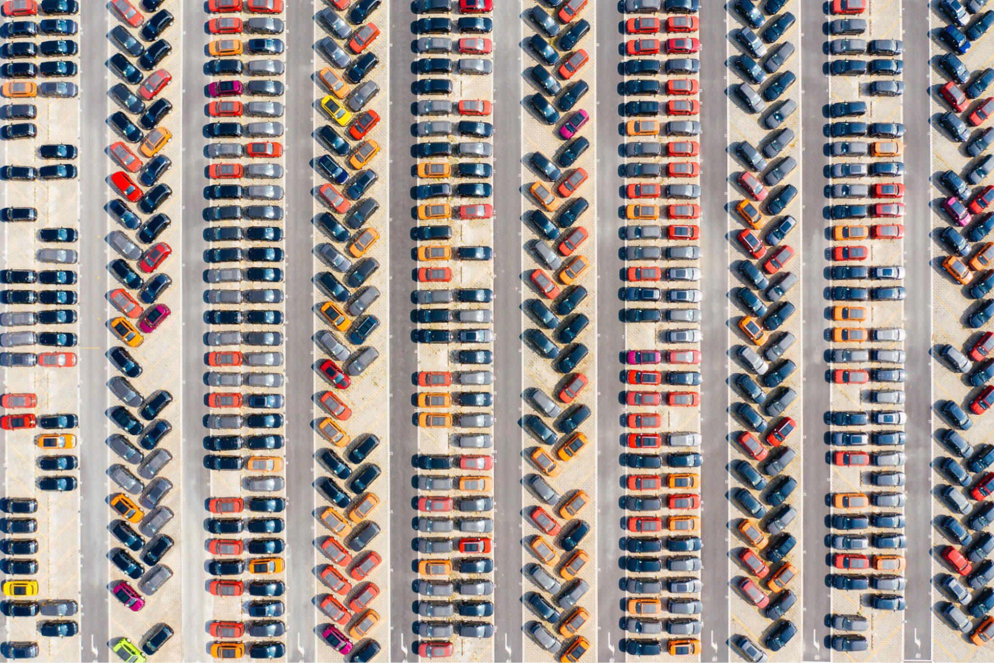 日本停车位长啥样?看了这3种停车位设计,网友呆了:头一回见!